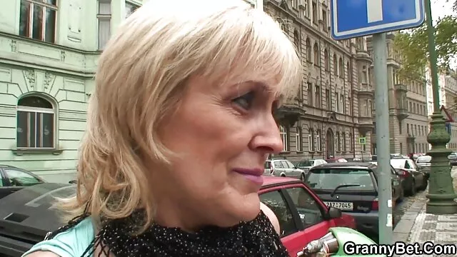 Taylor ama sexo xxx en español latino los juguetes