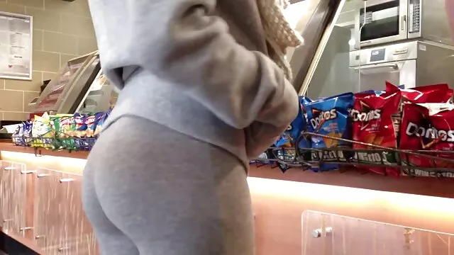 Vieux Pervers francés part3 porno castellano latino