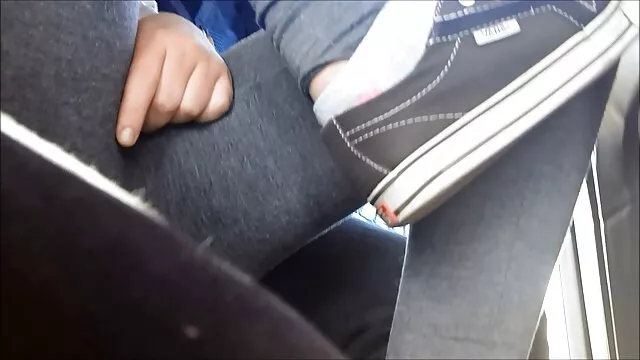 cachonda y pidiendo polla! hentai latino