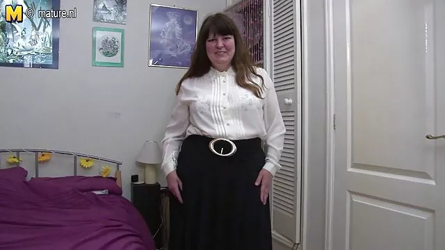 Carmen Hayes hace xxx en español latino gratis un gran trabajo de tetas