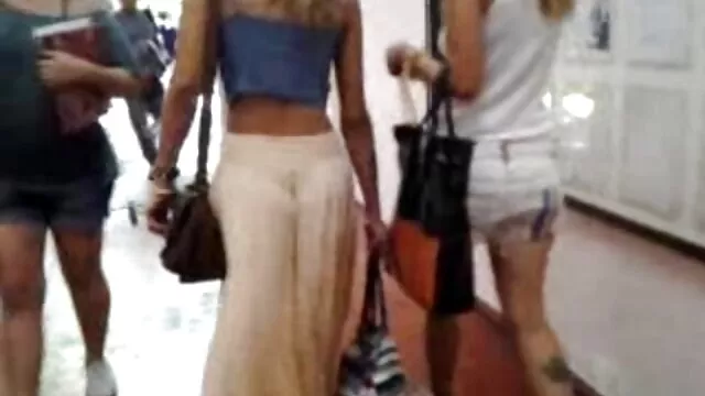 Real amateur lesbianas los adolescentes en videos sexo español latino trío